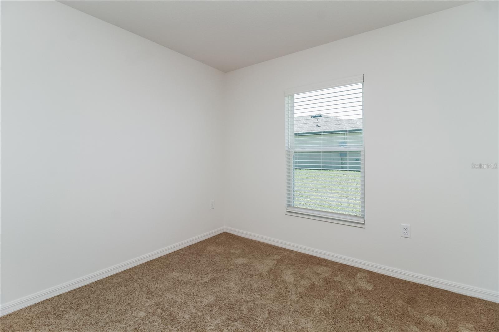 MEADOW RDG/GRAND ISLAND PH 2 - Residential Lease