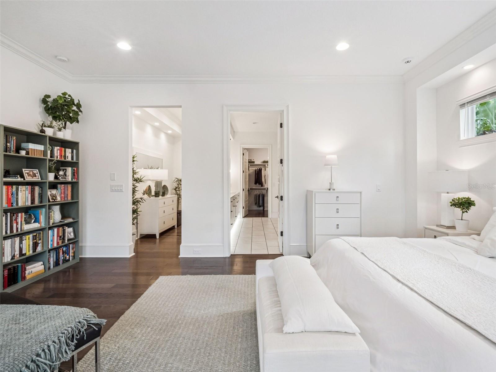 LATHAM PARK SOUTH - Residential