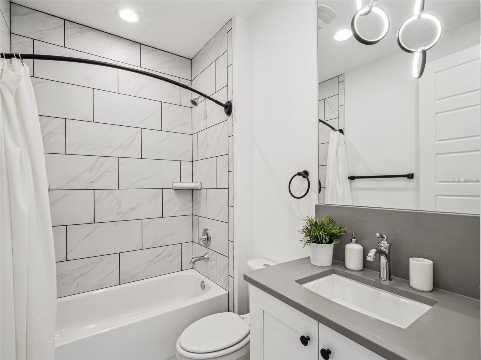 LATHAM PARK SOUTH - Residential