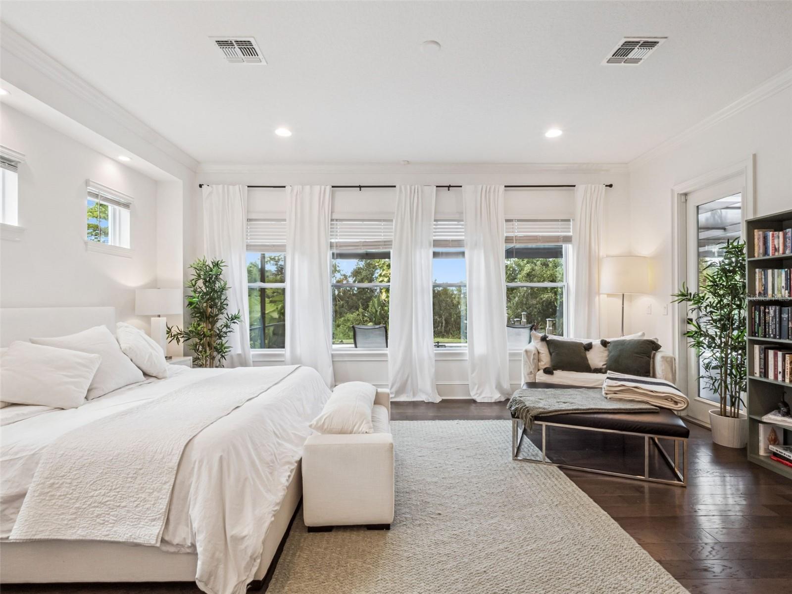 LATHAM PARK SOUTH - Residential