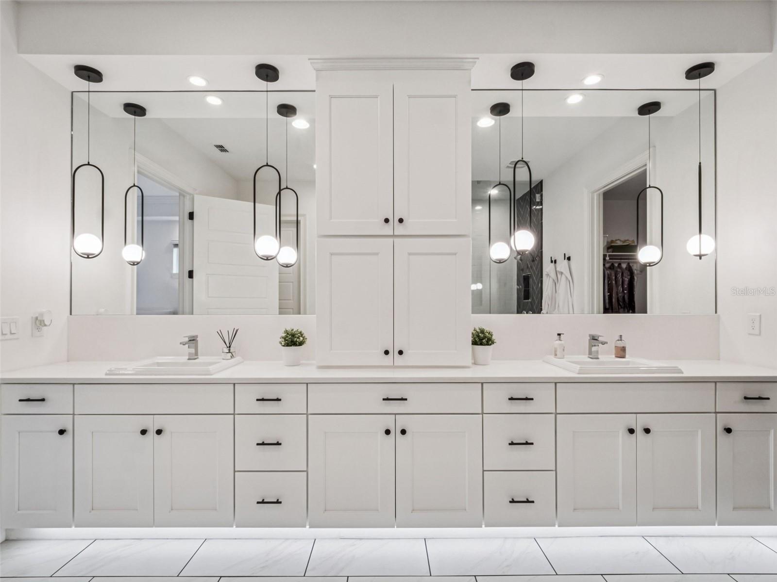 LATHAM PARK SOUTH - Residential