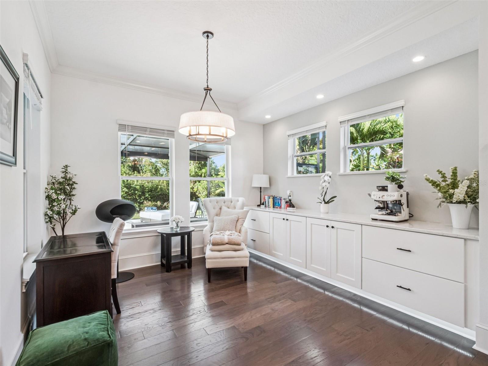 LATHAM PARK SOUTH - Residential