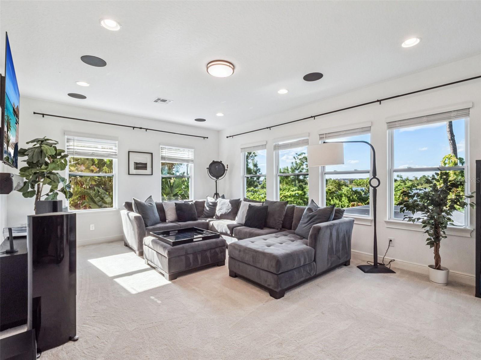 LATHAM PARK SOUTH - Residential