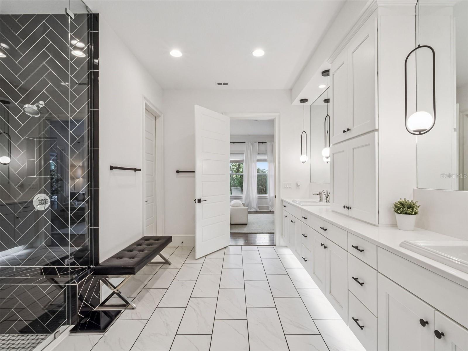 LATHAM PARK SOUTH - Residential