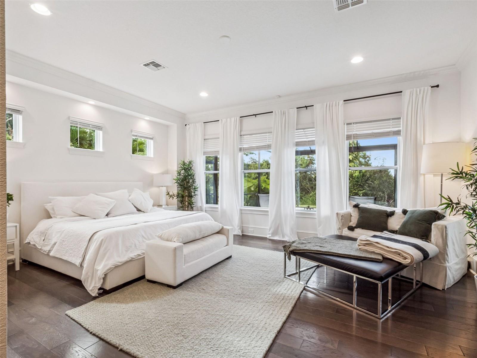 LATHAM PARK SOUTH - Residential