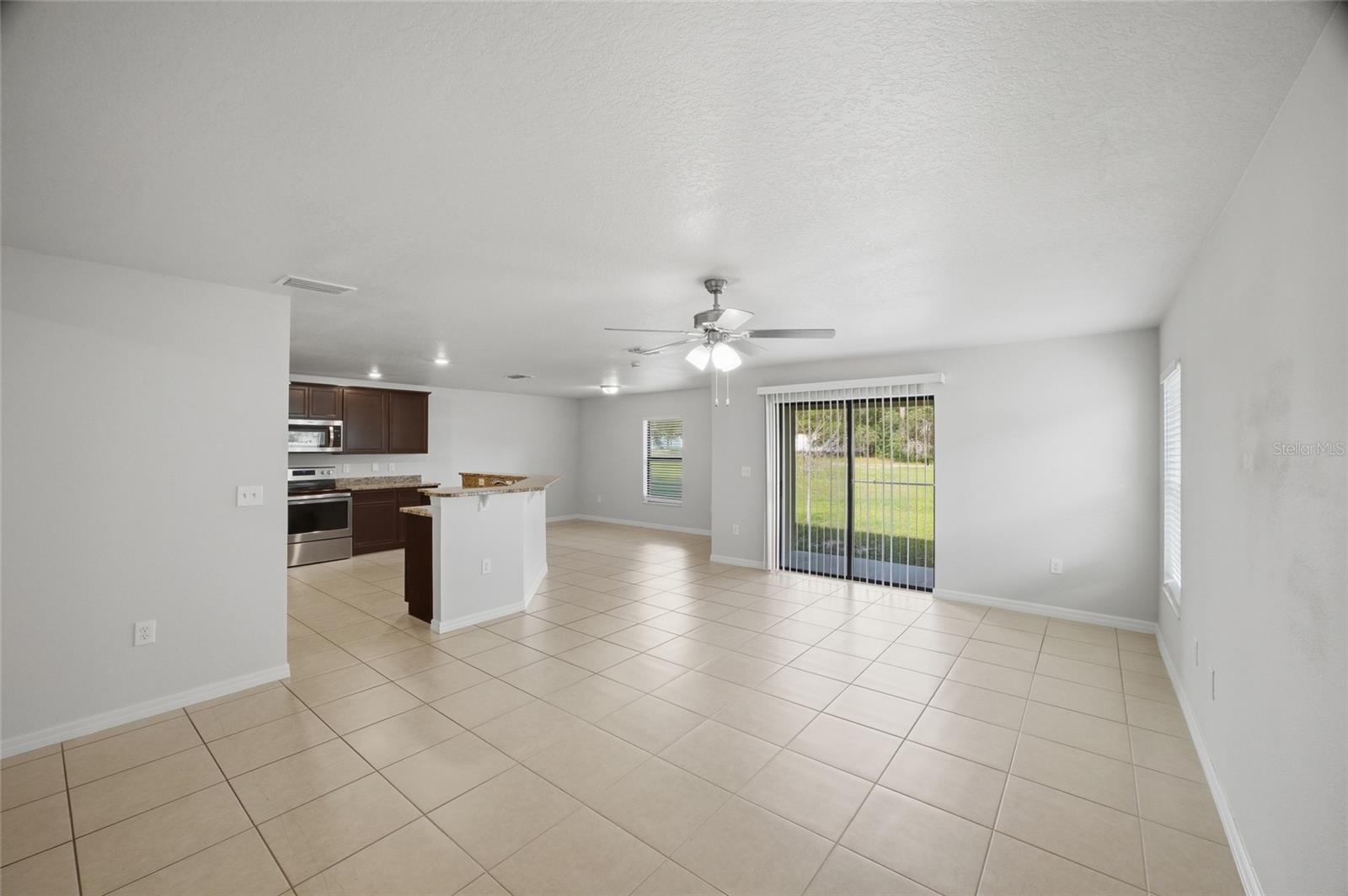 SPRING RIDGE - Residential