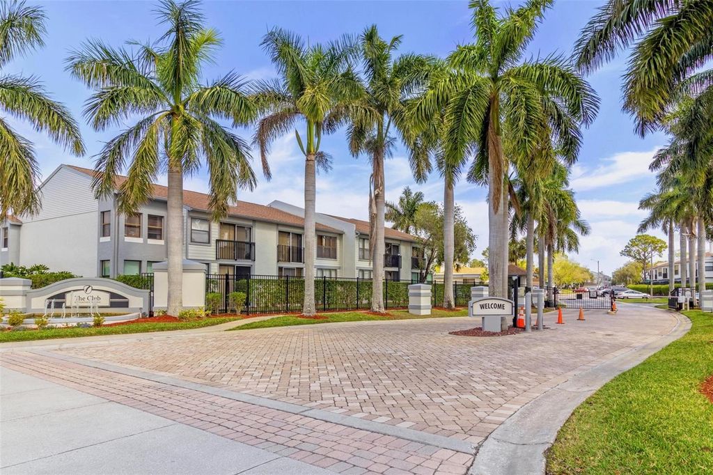 Photo of 2002 Blue Hawk Court #1723, Clearwater, FL 33762 (MLS # TB8469815)