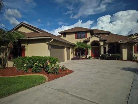 Photo of 1224 Carriage Park Drive, Valrico, FL 33594 (MLS # TB8512129)