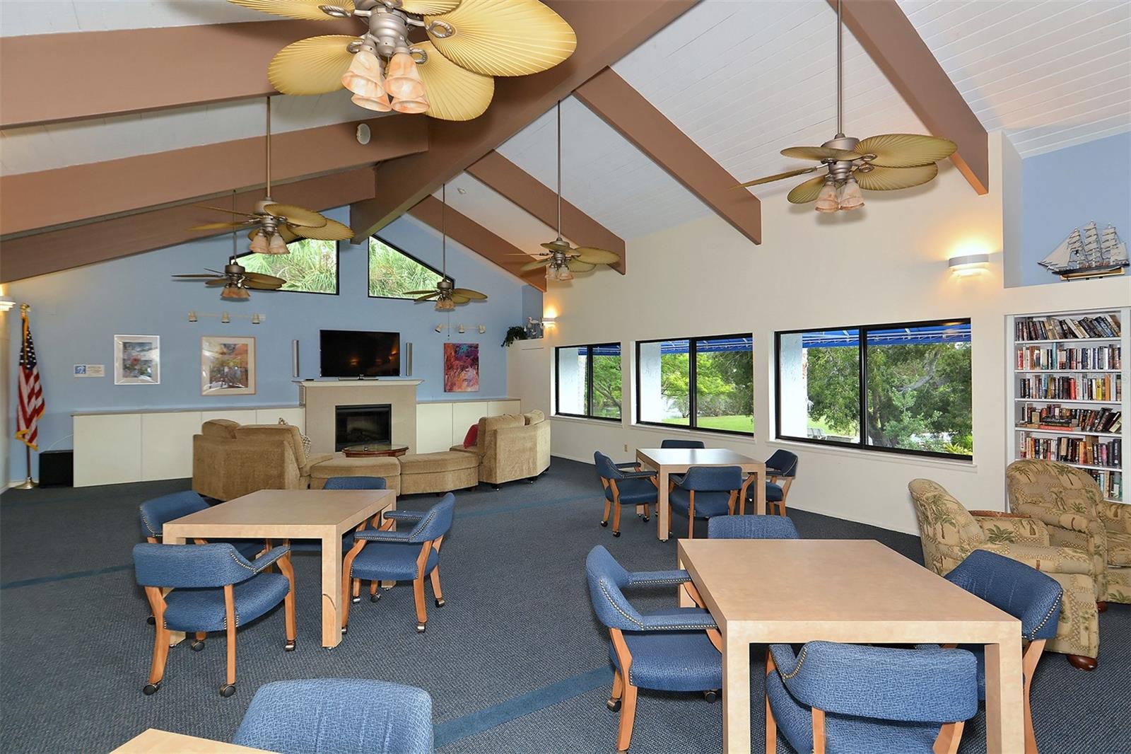 BAYPORT BCH & TEN PH C - Residential