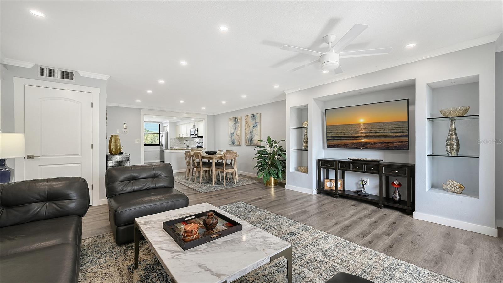 BAYPORT BCH & TEN PH C - Residential