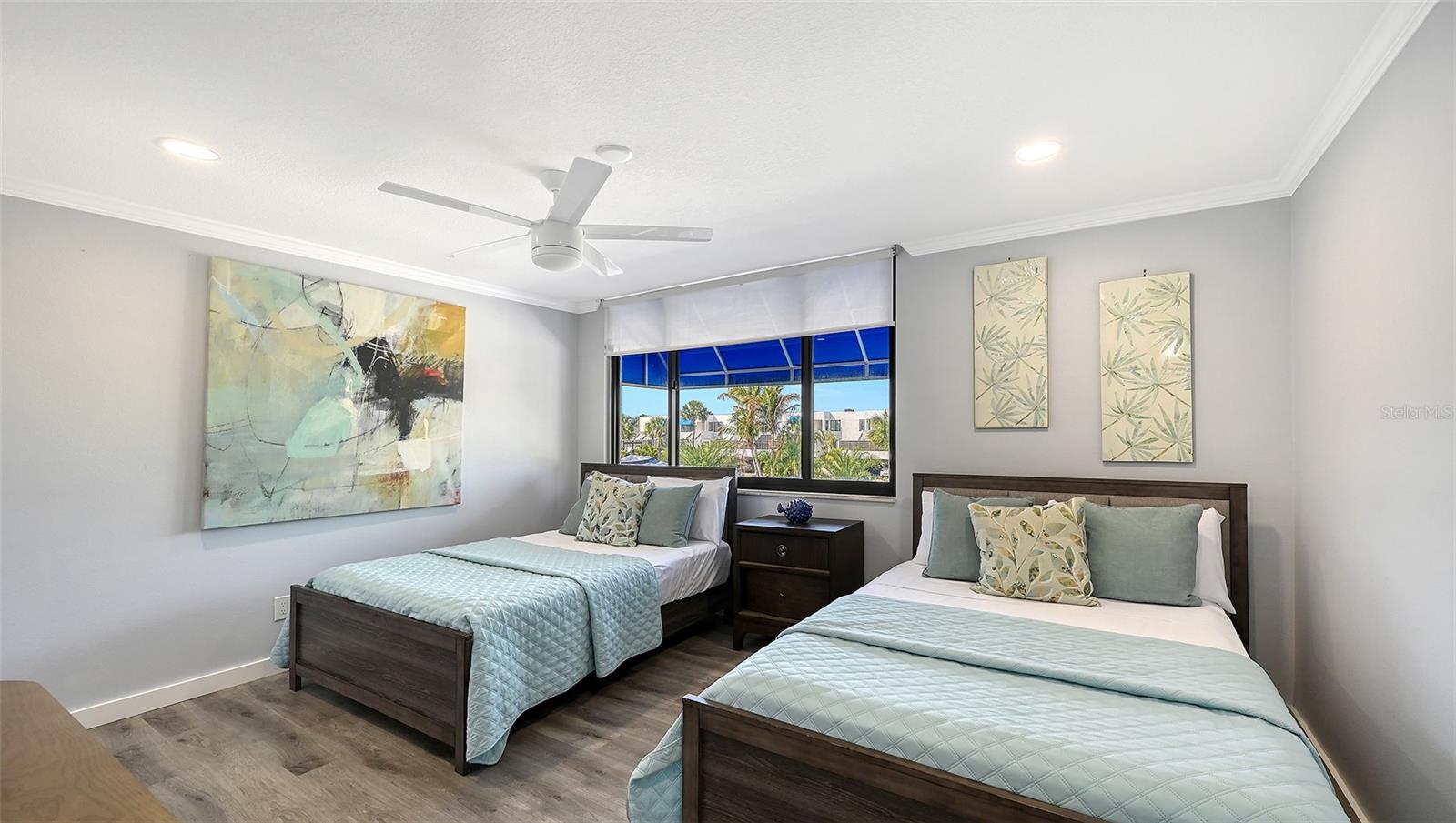 BAYPORT BCH & TEN PH C - Residential