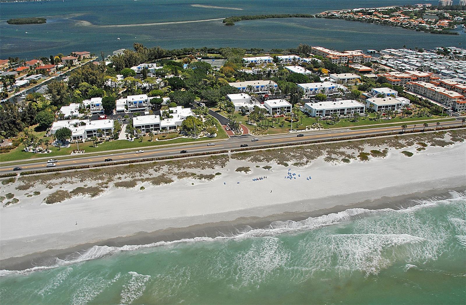 BAYPORT BCH & TEN PH C - Residential