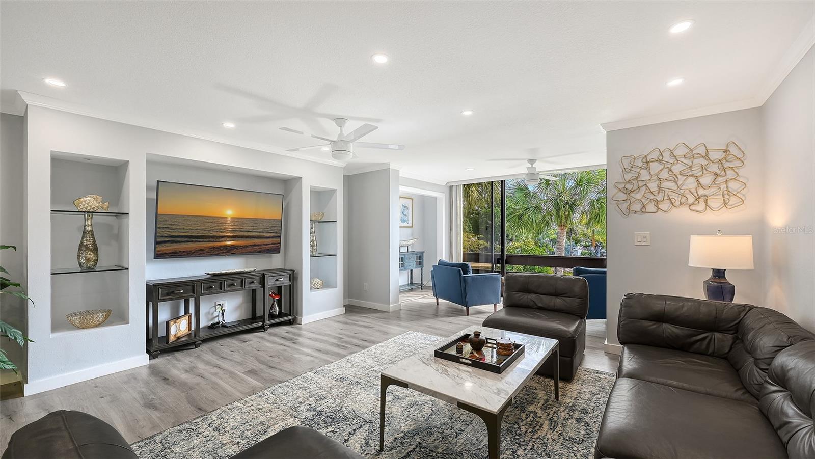 BAYPORT BCH & TEN PH C - Residential