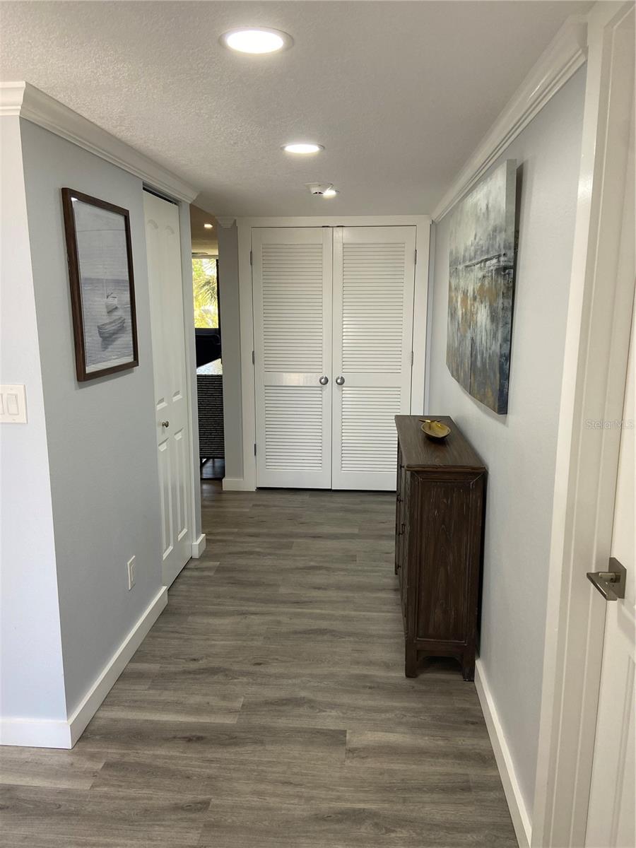 BAYPORT BCH & TEN PH C - Residential