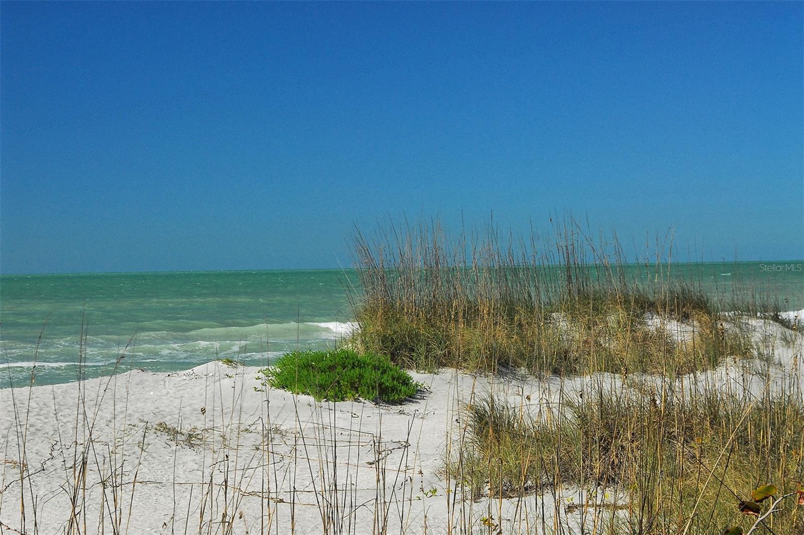 BAYPORT BCH & TEN PH C - Residential