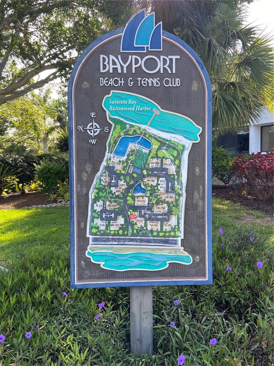 BAYPORT BCH & TEN PH C - Residential