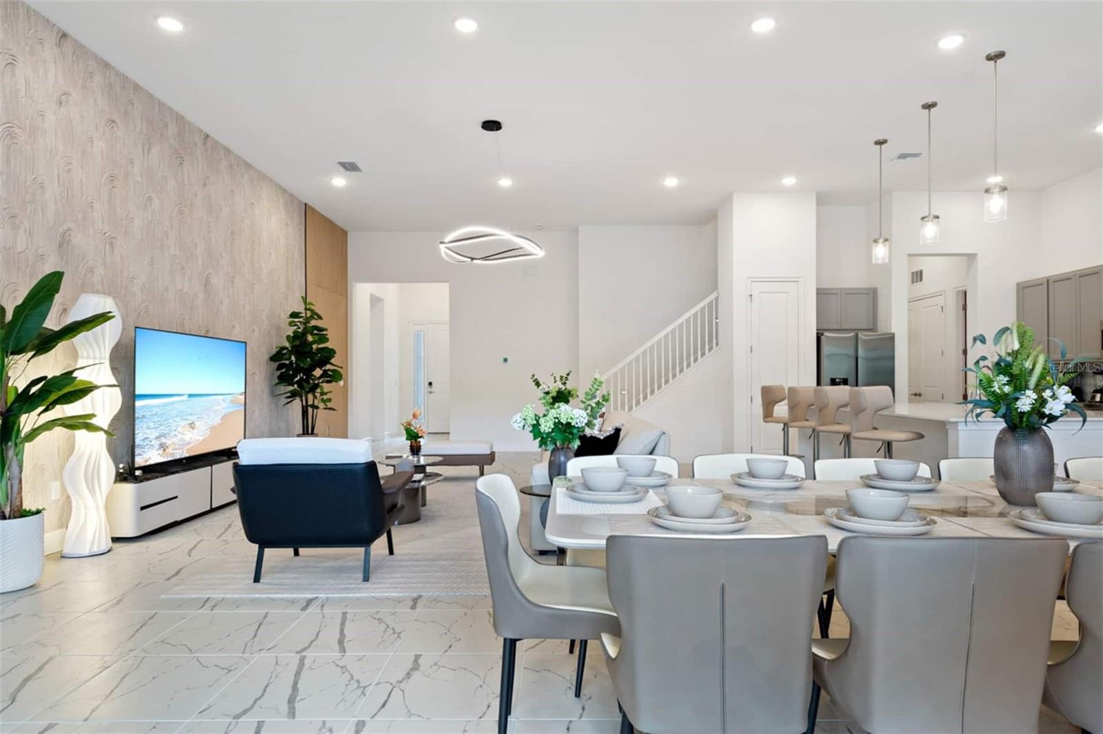 SONOMA RESORT AT TAPESTRY - Residential