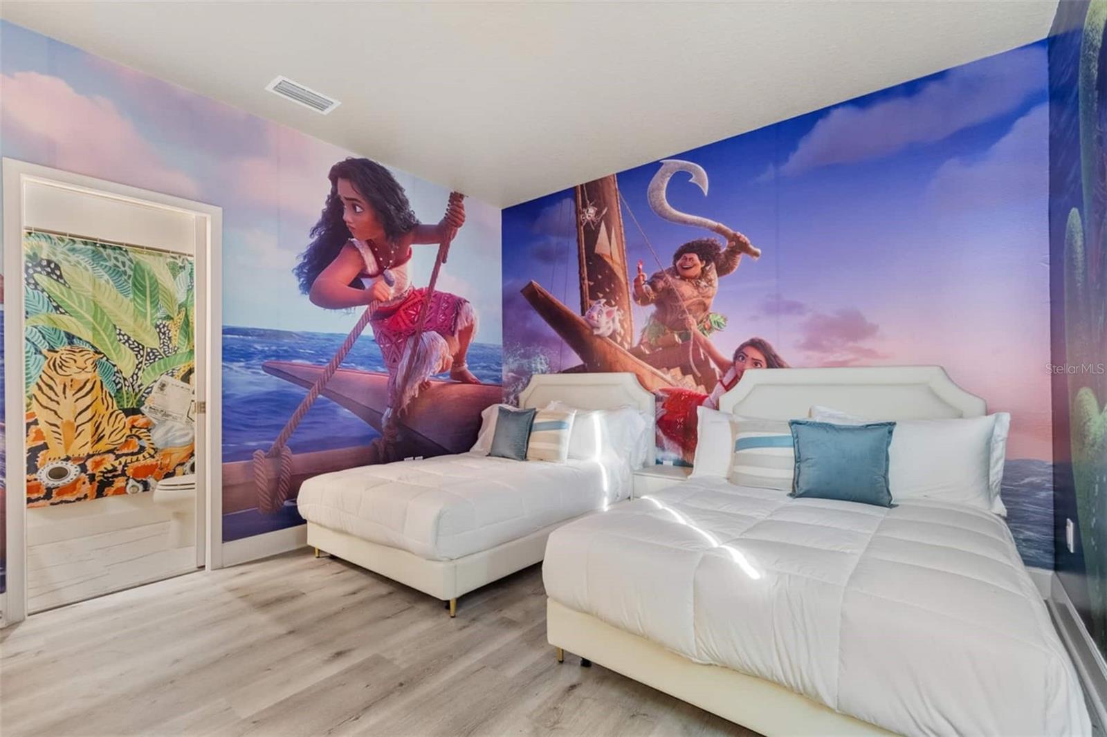 SONOMA RESORT AT TAPESTRY - Residential