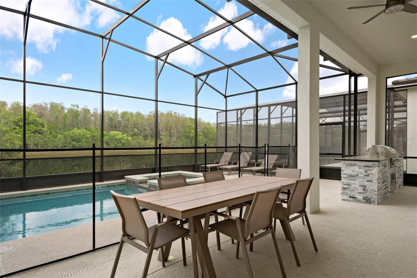 SONOMA RESORT AT TAPESTRY - Residential