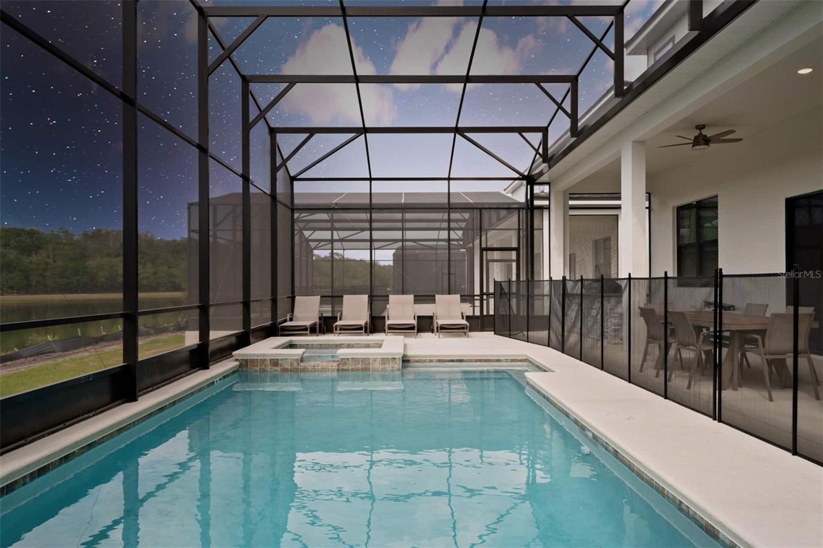 SONOMA RESORT AT TAPESTRY - Residential