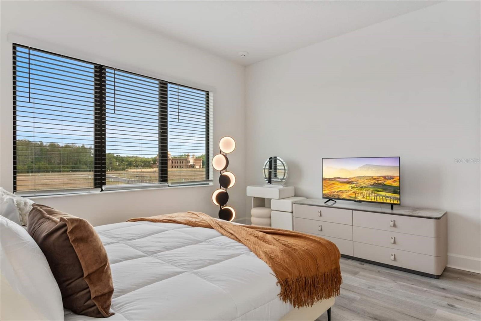 SONOMA RESORT AT TAPESTRY - Residential