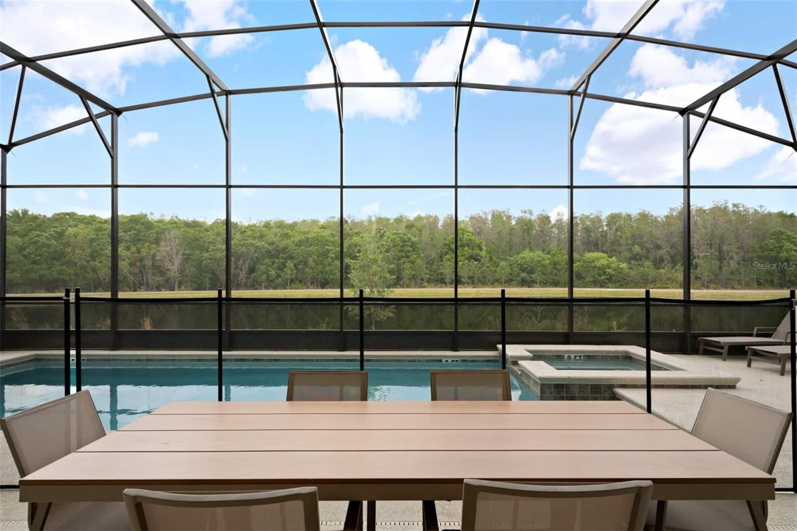 SONOMA RESORT AT TAPESTRY - Residential