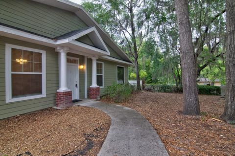 Photo of 1563 NW 29th Road #108, Gainesville, FL 32605 (MLS # GC539301)