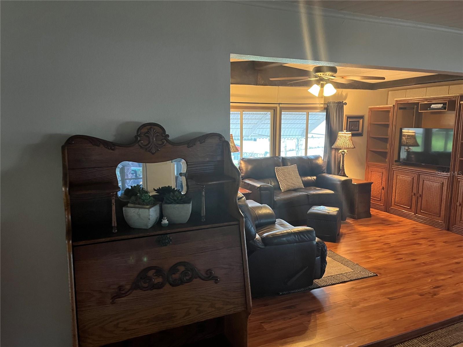 VENICE ISLE - Residential