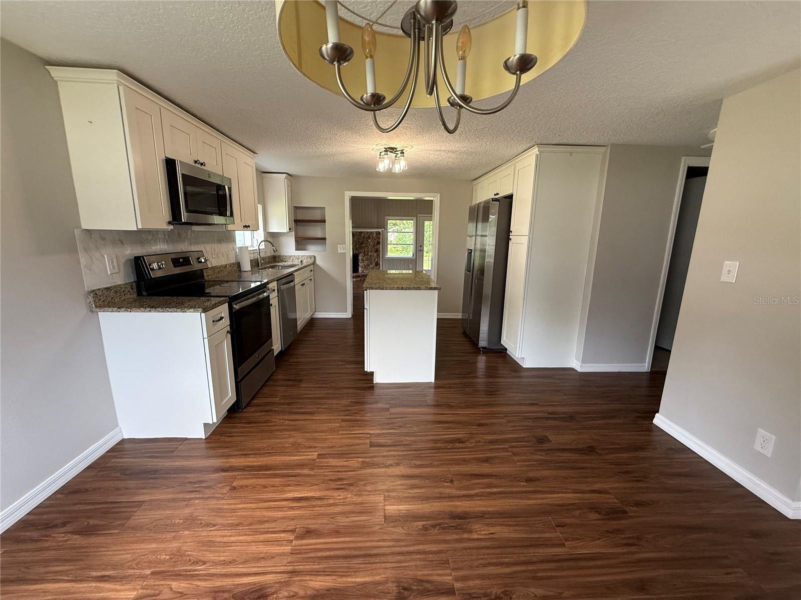 PLYMOUTH HEIGHTS DELAND - Residential Lease