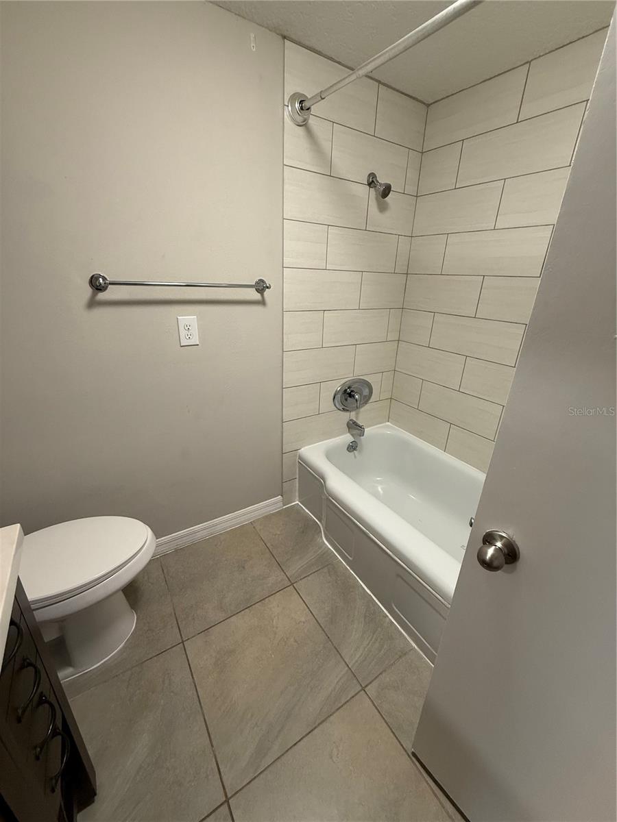 PLYMOUTH HEIGHTS DELAND - Residential Lease