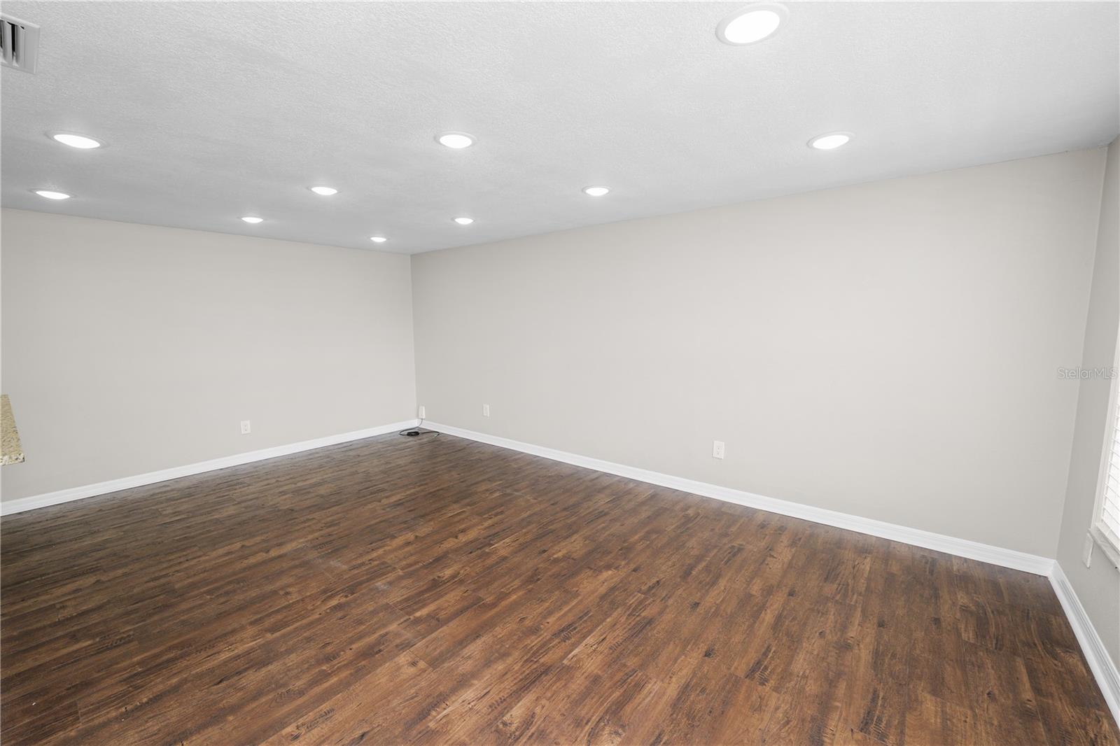 MADISON TERRACE - Residential Lease