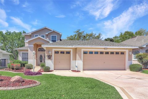 Photo of 20751 Queen Alexandra Drive, Leesburg, FL 34748 (MLS # G5094138)