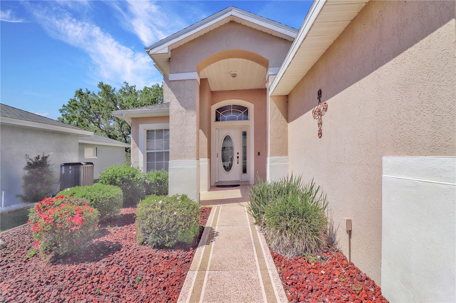 20751 QUEEN ALEXANDRA DRIVE