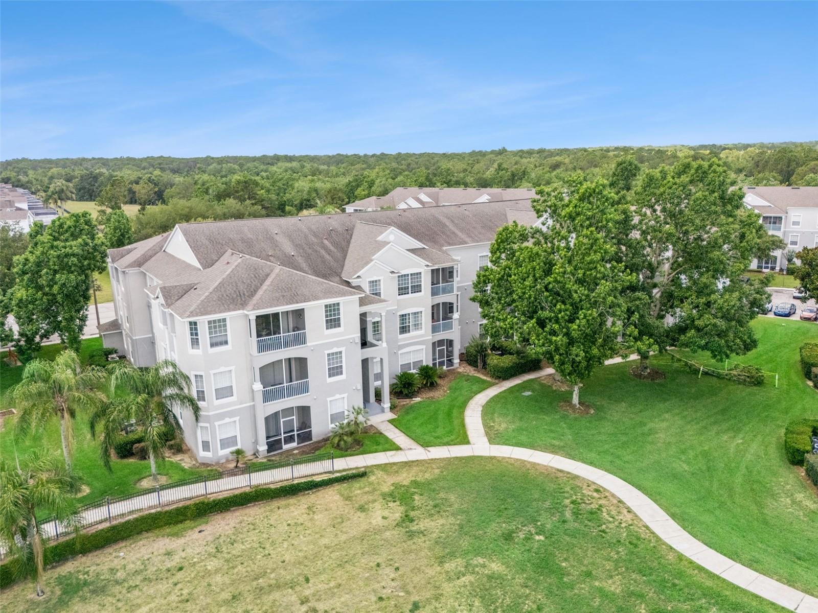 WYNDHAM PALMS - Residential