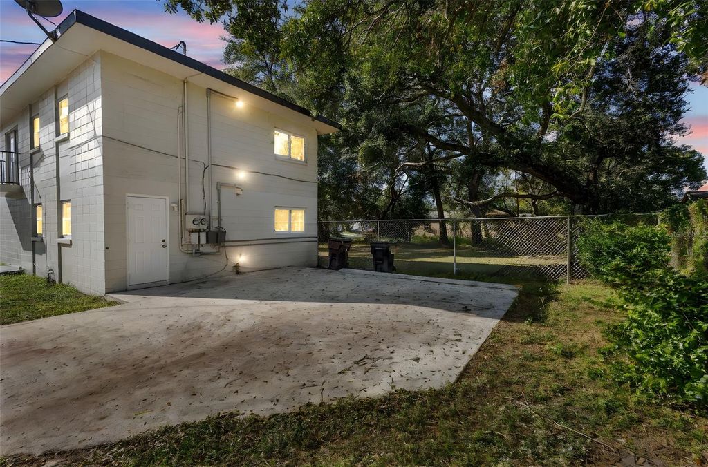 Photo of 901 Colyer Street, Orlando, FL 32805 (MLS # O6392744)