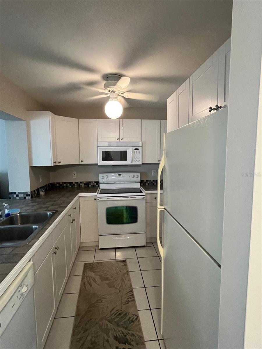 TAMARAC BY THE GULF 2ND ADD - Residential Lease