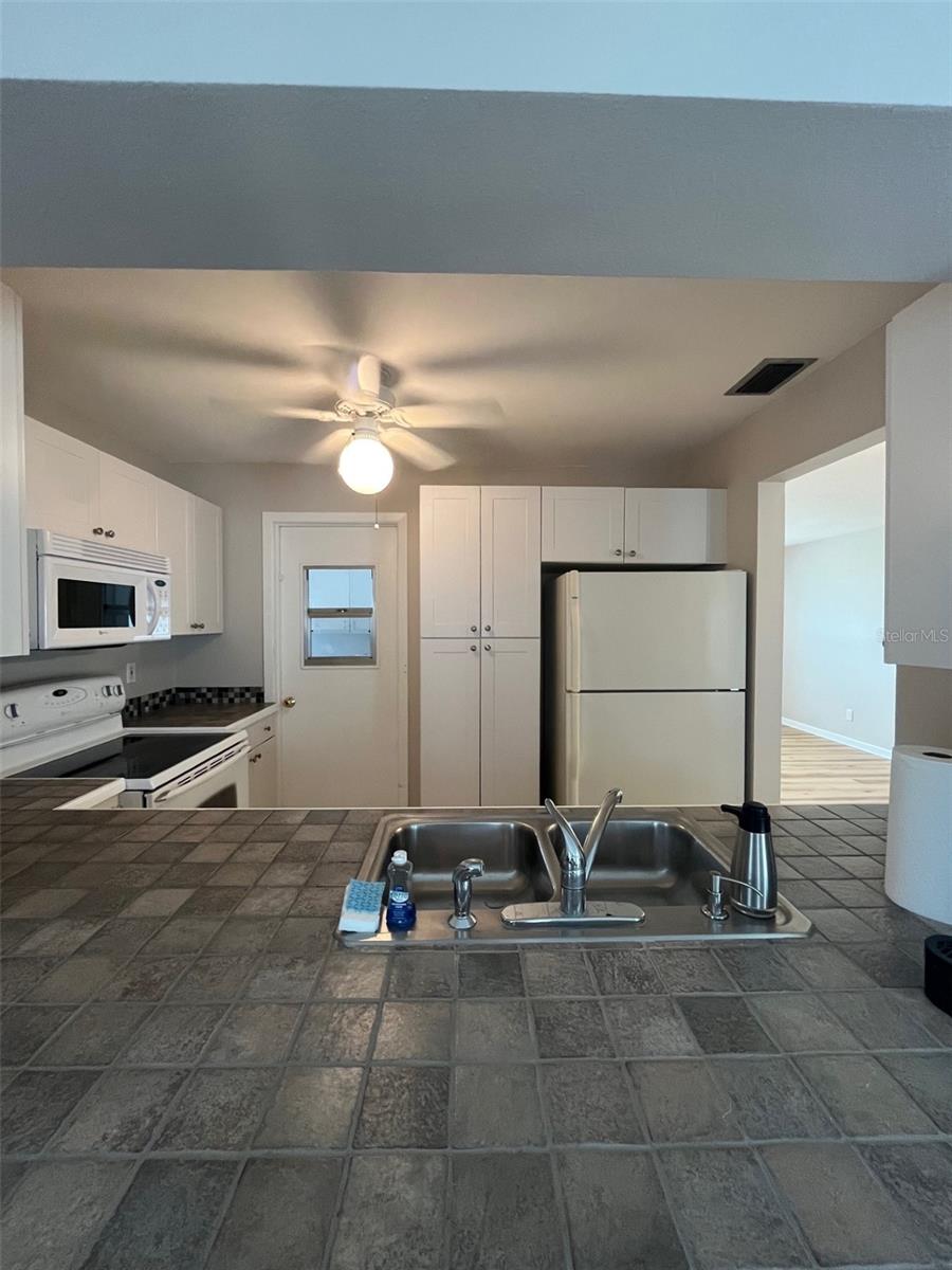 TAMARAC BY THE GULF 2ND ADD - Residential Lease