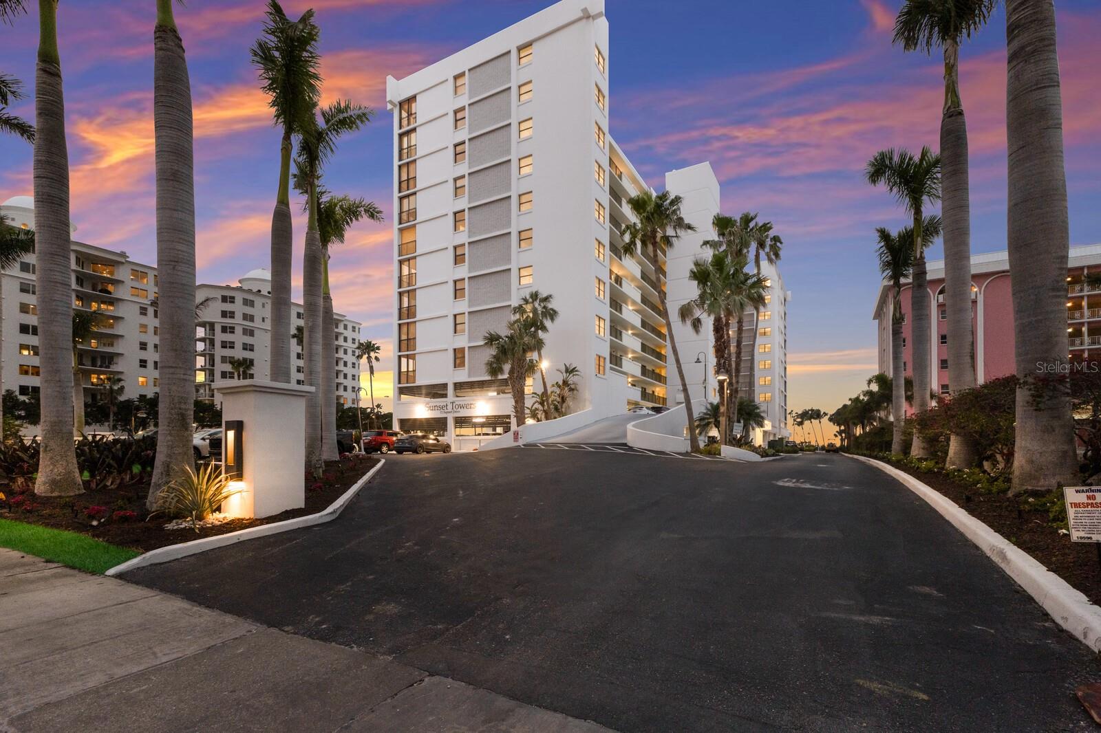 11 SUNSET DRIVE 704