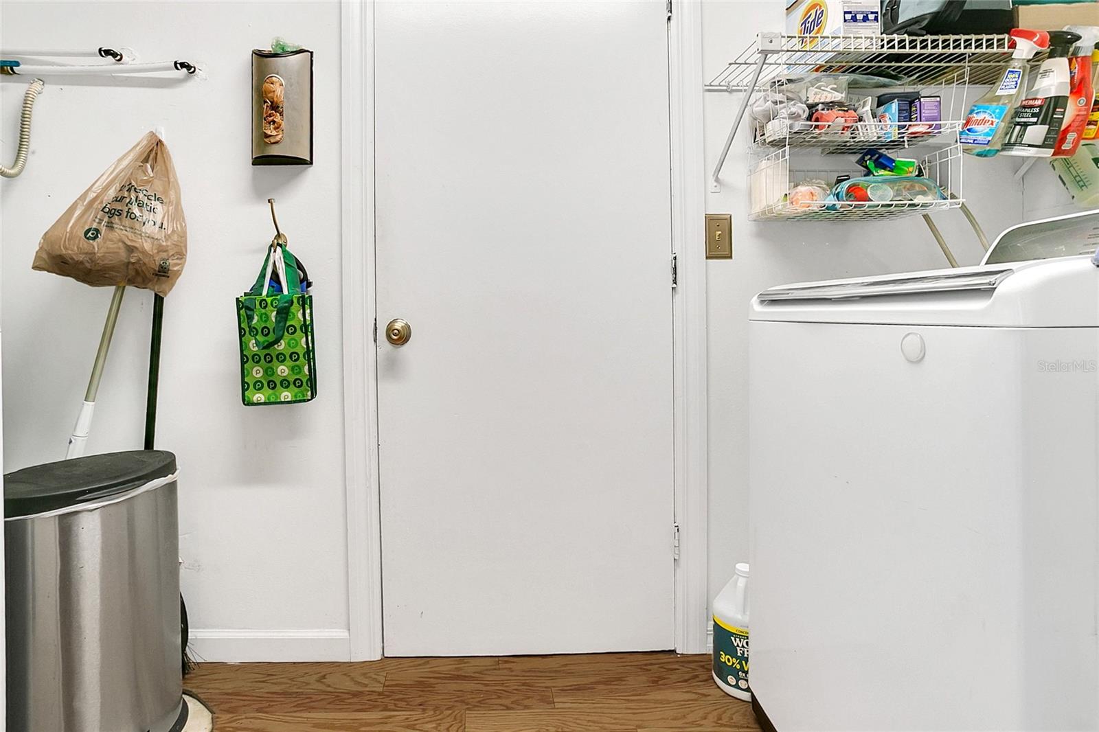 LAKE TENNESSEE VILLAGE REP - Residential