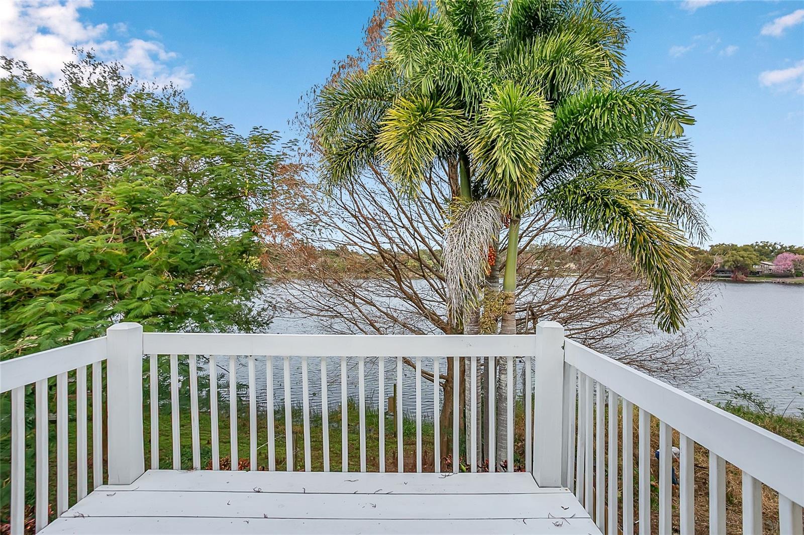 LAKE TENNESSEE VILLAGE REP - Residential