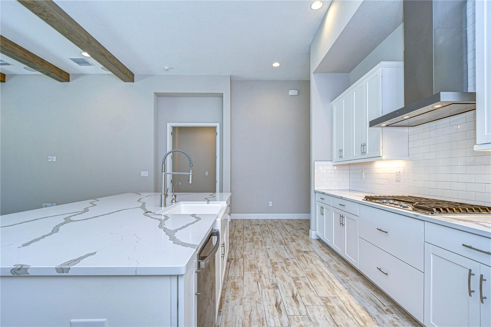 HAWKSTONE - Residential