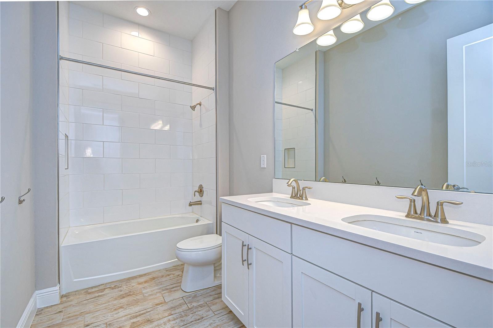 HAWKSTONE - Residential