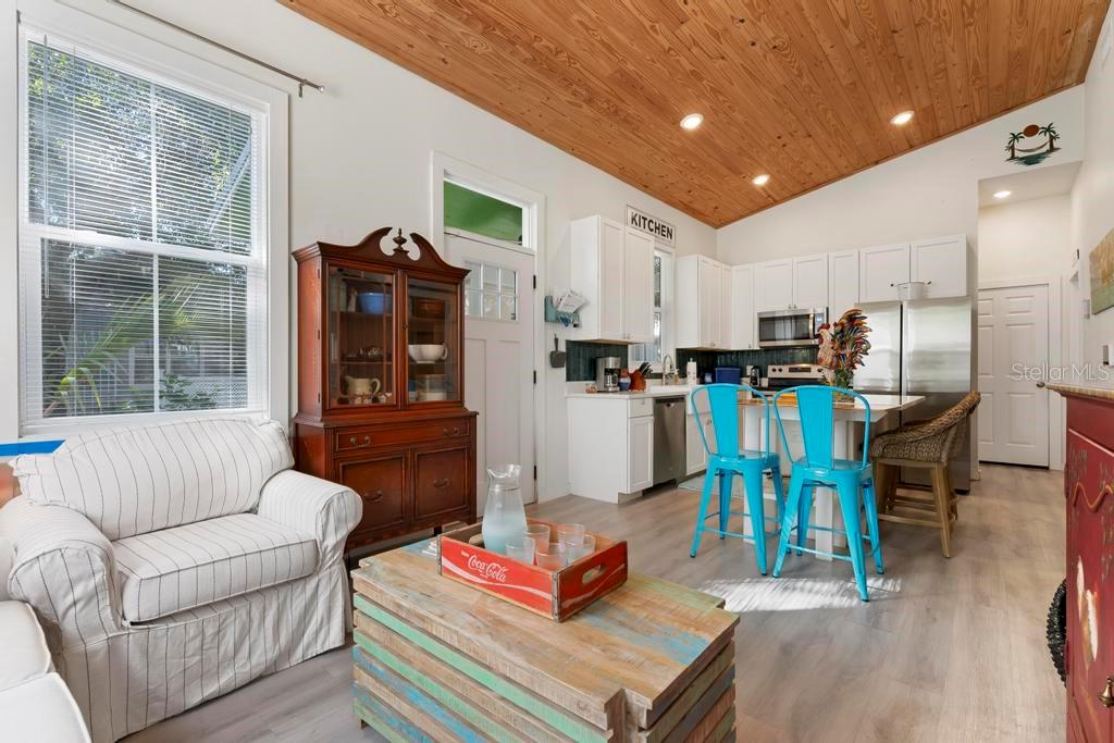 BRADENCOTTAGES - Residential