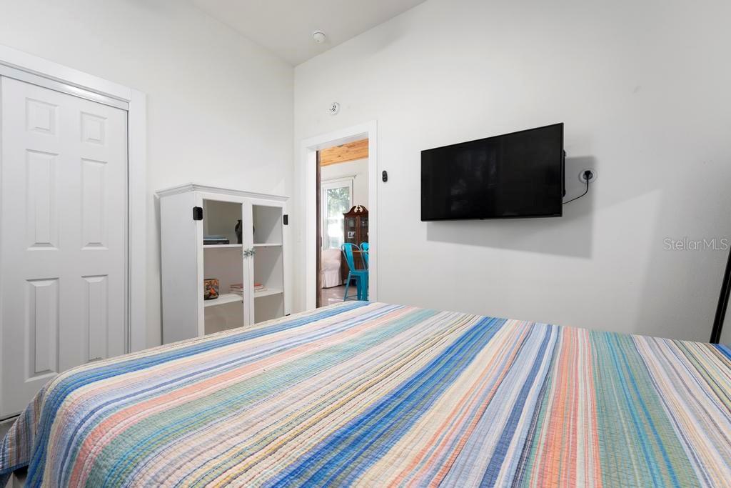 BRADENCOTTAGES - Residential