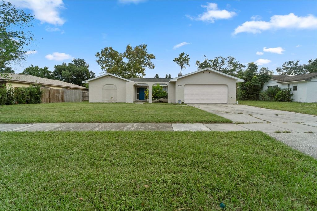 Photo of 6261 Silver Glen Court, Orlando, FL 32819 (MLS # O6348546)