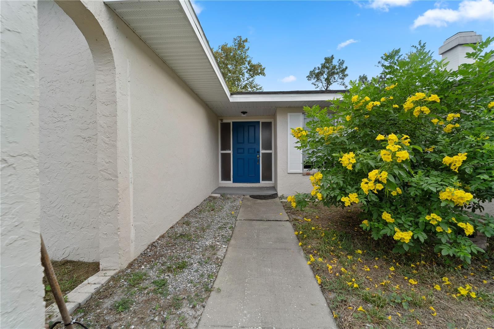 6261 SILVER GLEN COURT