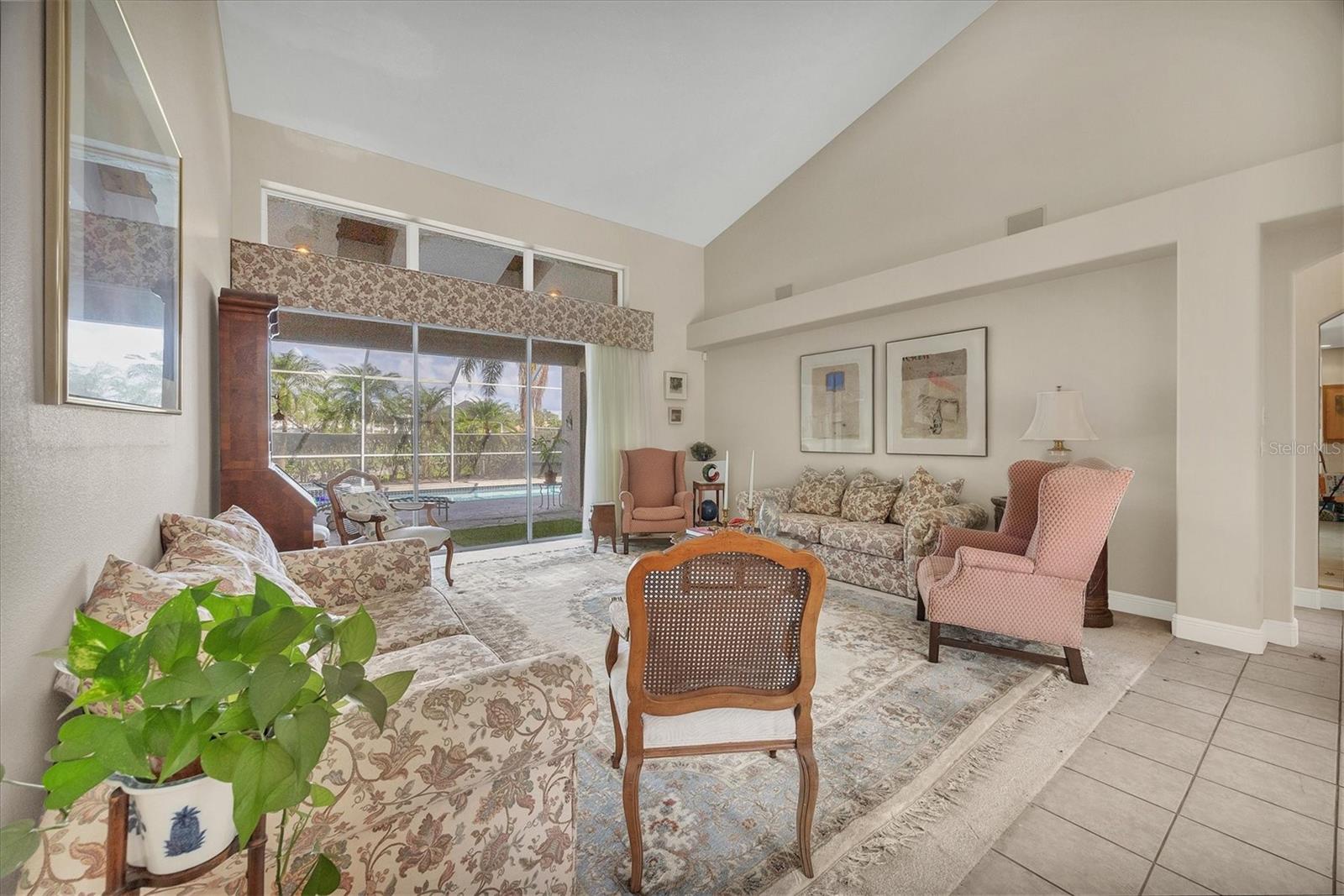 PALACIO - Residential