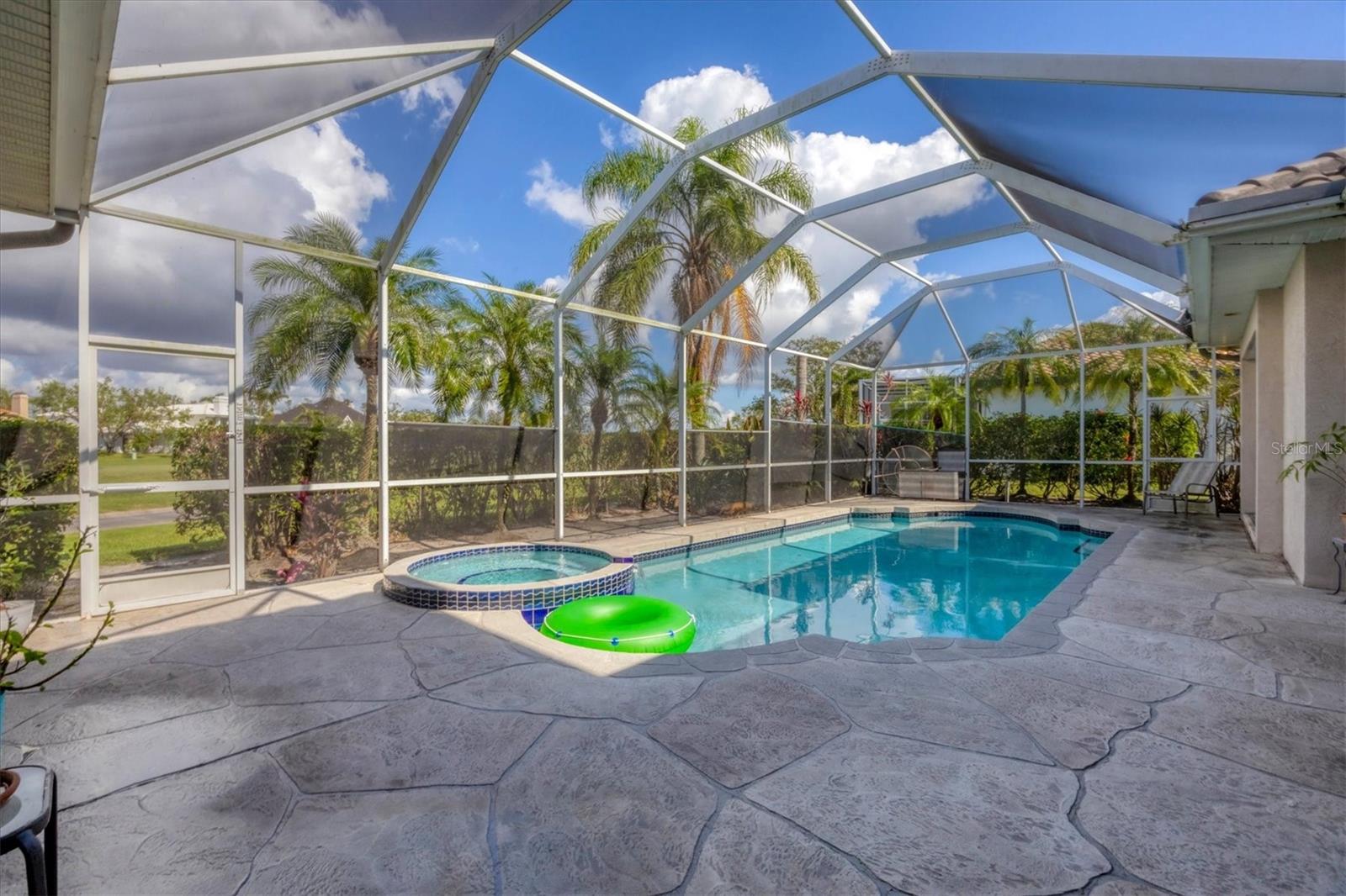 PALACIO - Residential