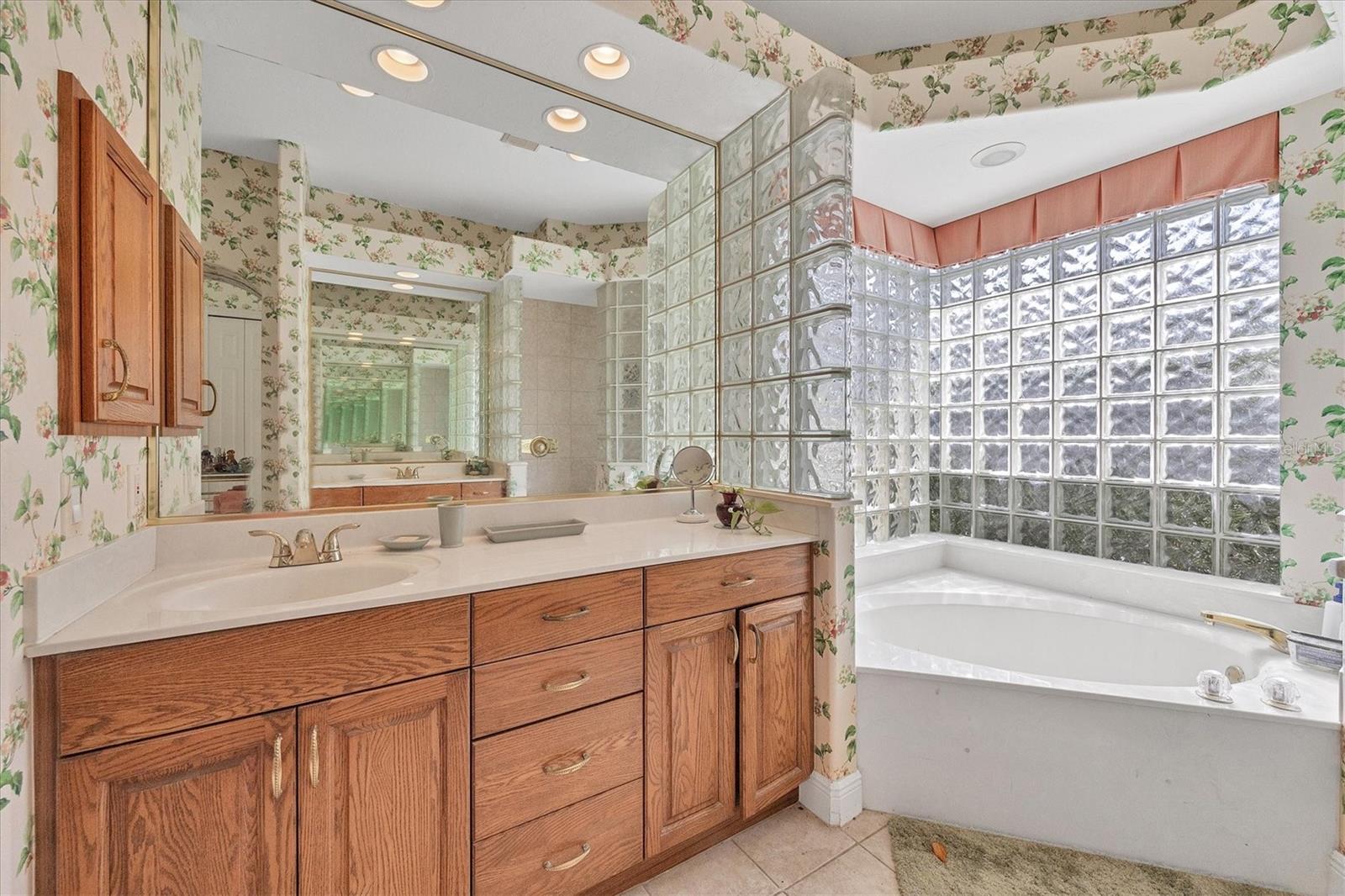 PALACIO - Residential