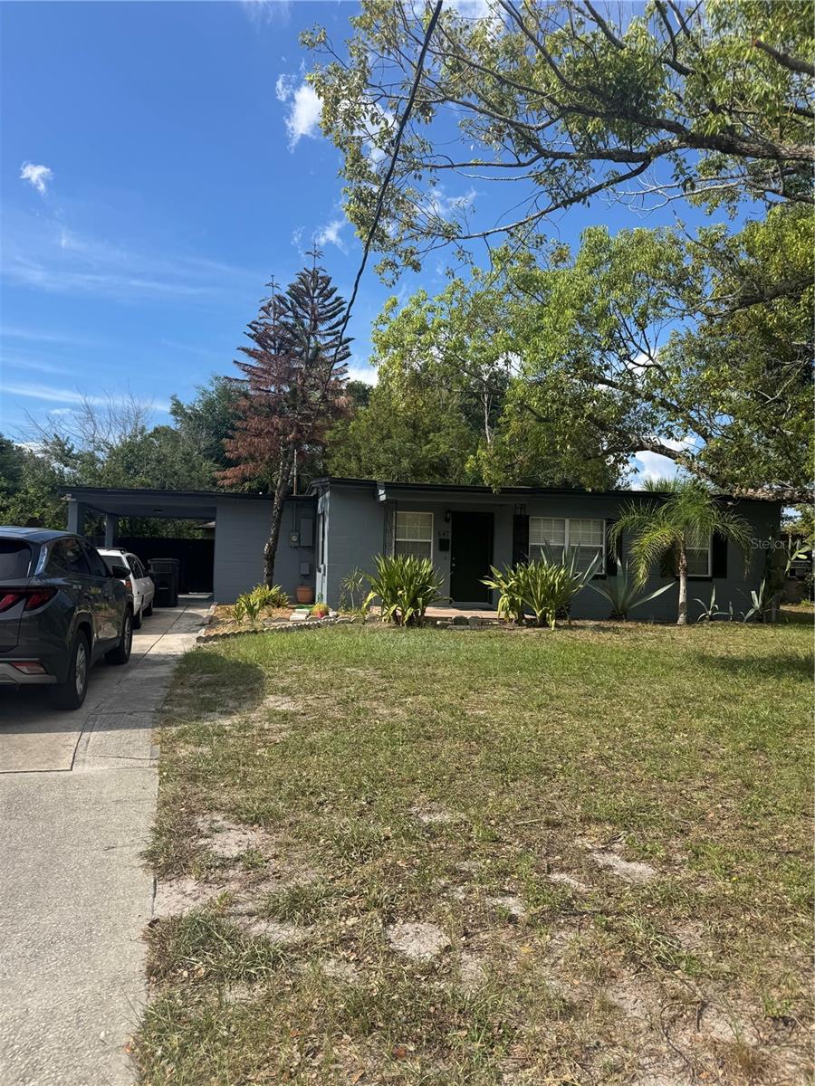 Photo of 647 San Juan Boulevard, Orlando, FL 32807 (MLS # O6428244)